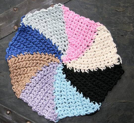 Short-Row-Washcloth-Traditional-crochet-768x709