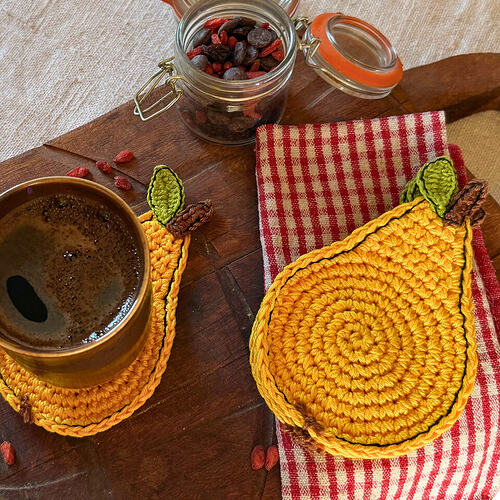 8_yellow pear coasters (4000 x 4000 px)