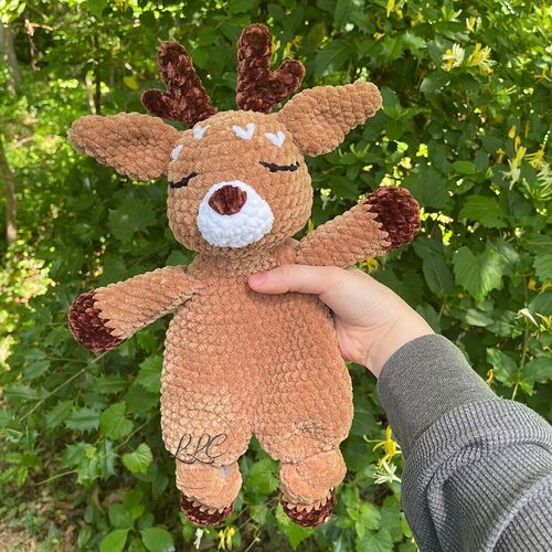 deer plushie