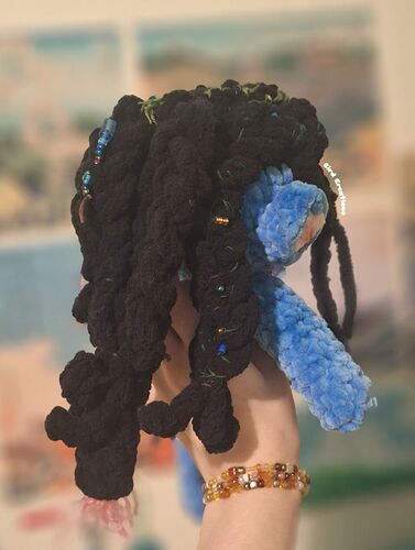 Picsart_25-12-29_00-32-50-569