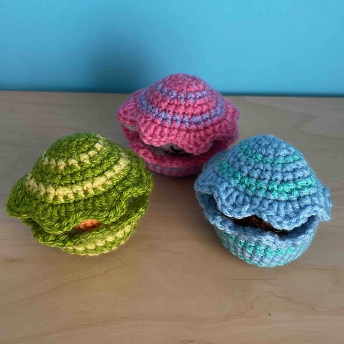 Easter Egg Poppers (Closed)