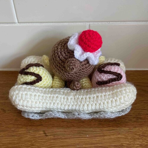 Benny The Banana Split Monkey (Back)