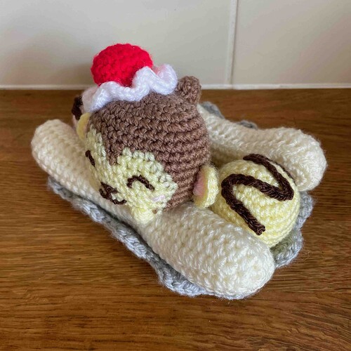 Benny The Banana Split Monkey (Side)