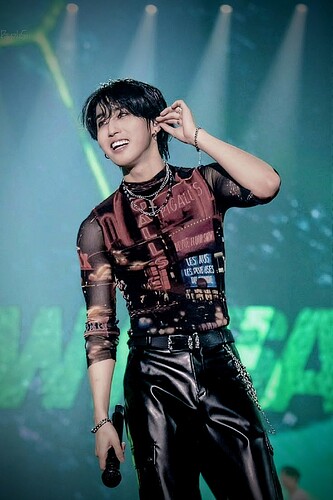 69fbae70ce1efd27cf29727f283d97fd~2