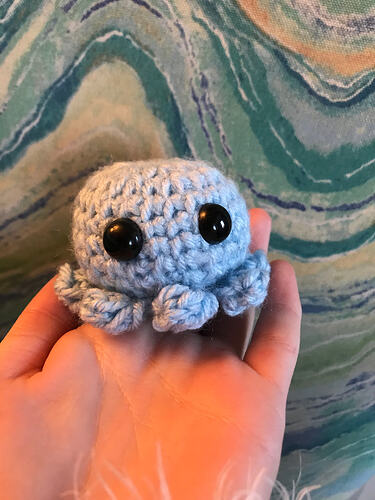 55E5E952-16B7-49D0-9187-15BF8DE44990