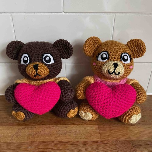 Valentine Bears