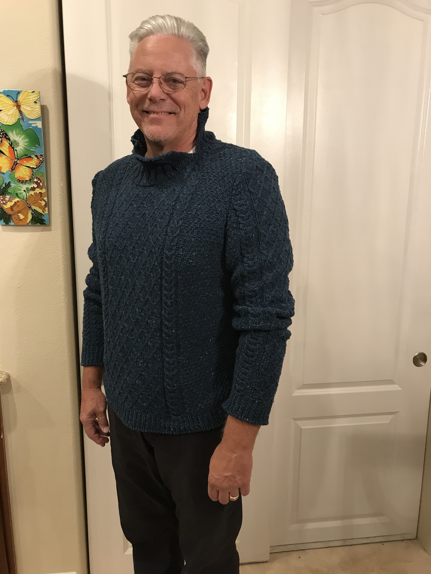 Follow-Up Hugo Sweater - Knitting 🧶 - Ribblr community