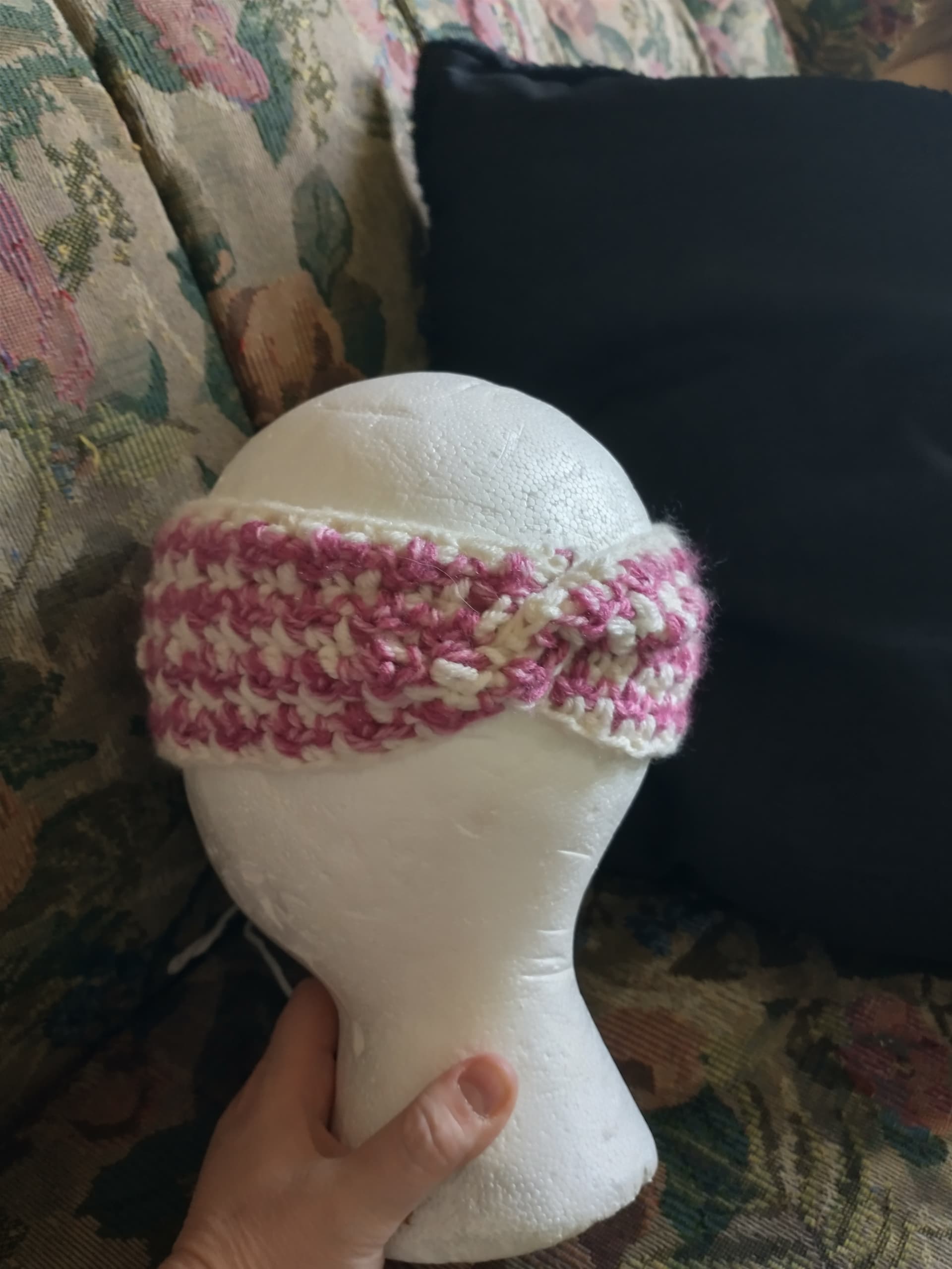 Tester call for Crochet pattern: Scrappy Houndstooth Headband is quick ...