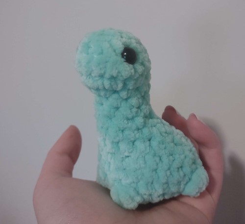 Baby best sale dino amigurumi