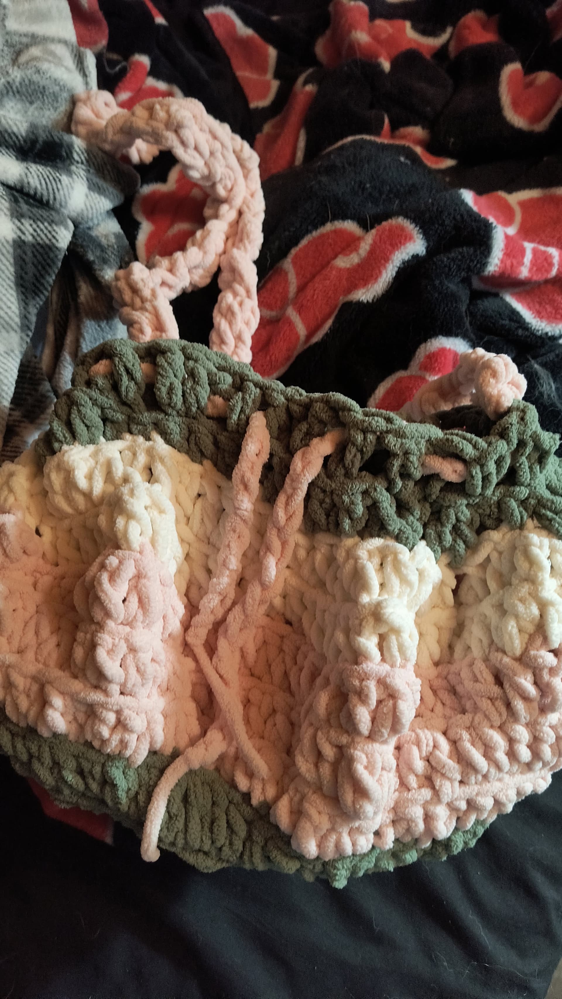 I'm so proud of myself 🥲 - Crochet 🧶 - Ribblr community