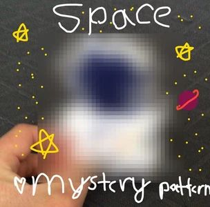 Mystery space pattern