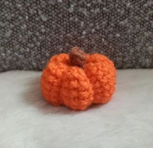 LOW-SEW Mini Pumpkin