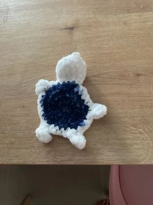Cute flat keychain turtle